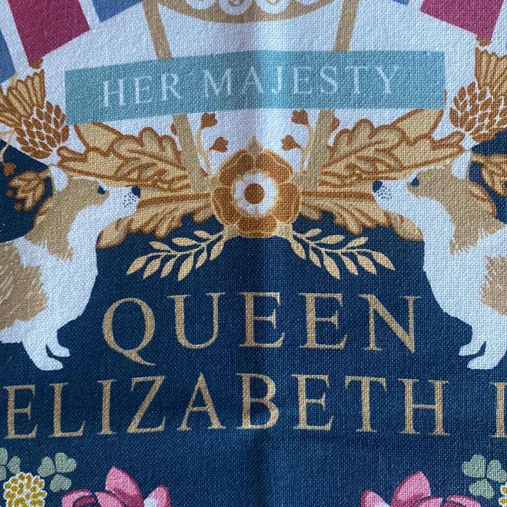 In Memoriam Queen Elizabeth Tea Towel NWT